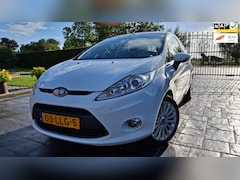 Ford Fiesta - 1.6 Titanium ECC nw APK NAP Inruil Mogelijk Nette &Eerlijke Auto