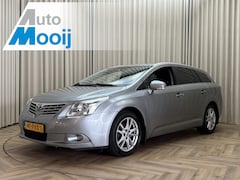 Toyota Avensis Wagon - 2.0 D-4D Business *Org.NL* Trekhaak / Navigatie / Cruise Control / ECC Clima / 17" LMV