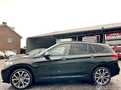 BMW X1 - xDrive25e plug-in hybrid eDrive aut M-Edition - pano - 83dkm - head up - keyless - cam - s