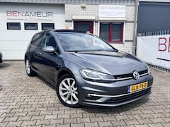 Volkswagen Golf - 1.0 TSI Pano/ APP CarPlay/ Alcantara