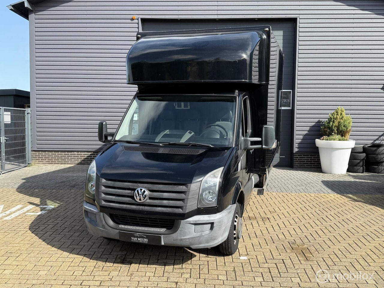 Volkswagen Crafter - Bestel 46 2.0 TDI L4H3 BM, Meubelbak, Bakwagen, apk 03-2026 - AutoWereld.nl