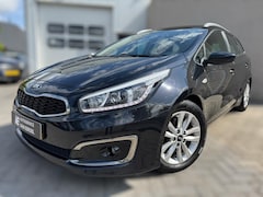 Kia Cee'd Sportswagon - 1.6 GDI First Edition TREKHAAK / CAMERA / NAVIGATIE / CRUISE / RECENT NIEUWE MOTOR / NL AU