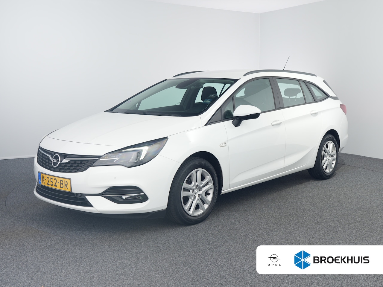 Opel Astra Sports Tourer - 1.2 Edition | Airco | Comfortstoel(en) | Cruise control - AutoWereld.nl
