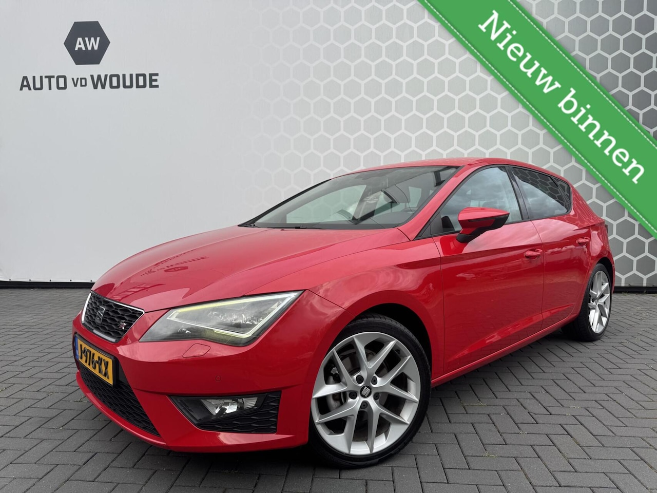 SEAT Leon - 1.4 TSI FR Business Sport Stoelverwarming Full LED - AutoWereld.nl