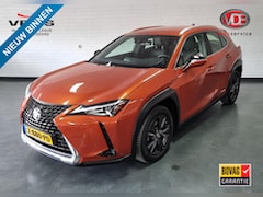 Lexus UX - 250h Luxury Line / Zwart leer