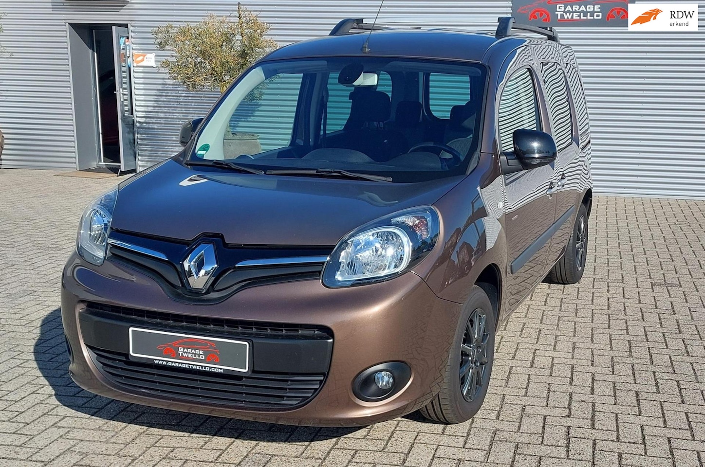 Renault Kangoo Family - 1.2 TCe Limited navi, achteruitrijcamera, 2x achterdeuren lm, pdc, - AutoWereld.nl
