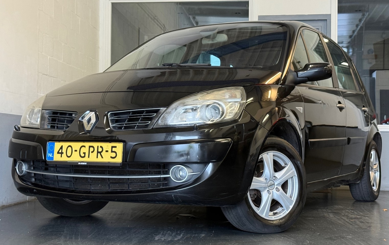 Renault Scénic - 1.6-16V Tech Line|NAP|APK06-26|3eEig|Pano|Airco|Cruise|Trekhaak - AutoWereld.nl