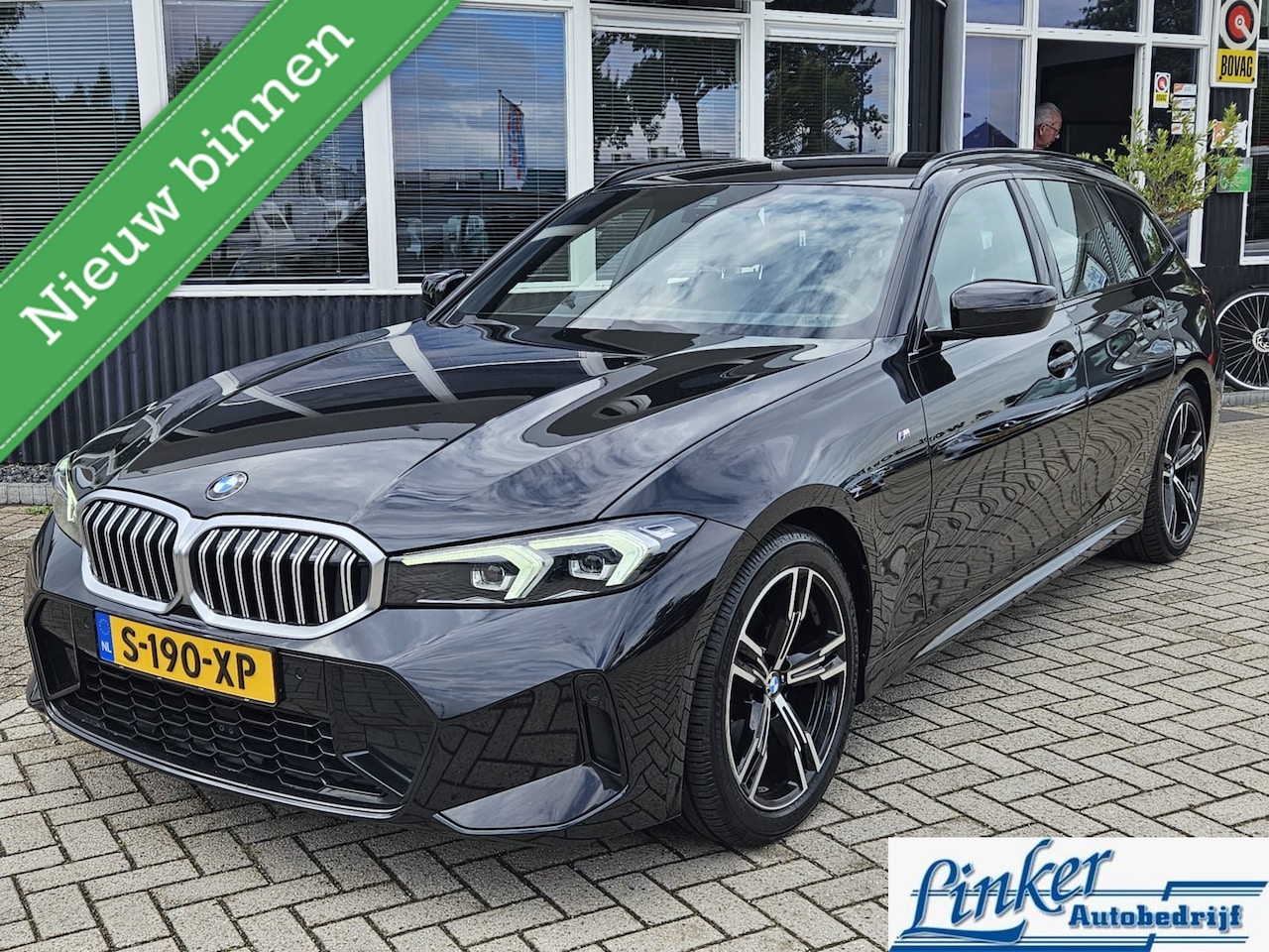 BMW 3-serie Touring - 320i - M-SPORT NL-AUTO RIJKLAAR - AutoWereld.nl