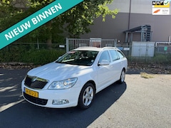 Skoda Octavia Combi - 1.4 TSI Greentech Elegance Business Line