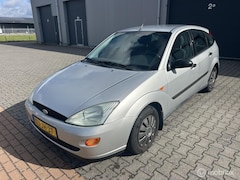 Ford Focus - 1.4-16V Trend nette auto airco werkt
