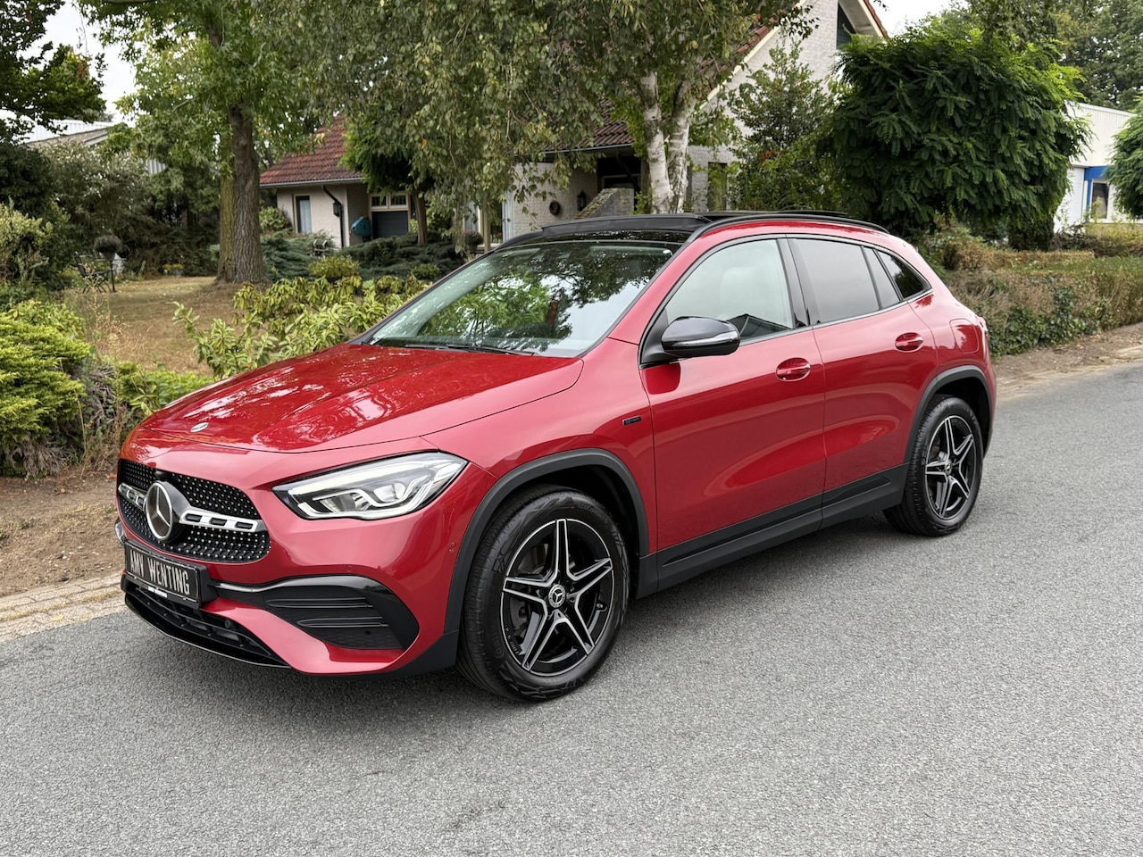 Mercedes-Benz GLA-Klasse - 250e AMG 218PK Pano•Trekhaak - AutoWereld.nl
