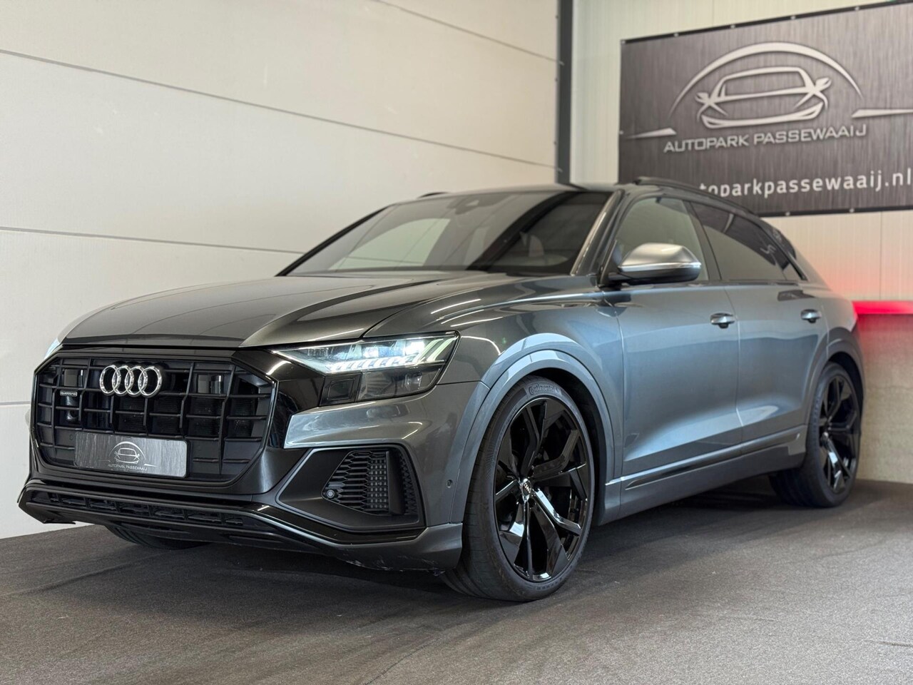 Audi Q8 - 4.0 TFSI SQ8 Quattro ACC, Massage, Apple Carplay, Virtual Cockpit, 23", Sfeerverlichting, - AutoWereld.nl