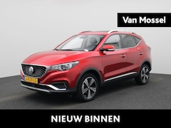 MG ZS - EV Luxury 45 kWh | Panoramadak | Lederen bekleding | Parkeer camera | Navigatie