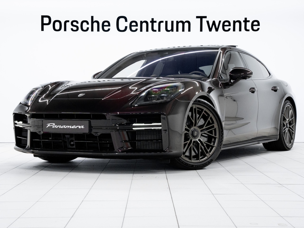 Porsche Panamera - Turbo E-Hybrid PTS Amethyst - AutoWereld.nl