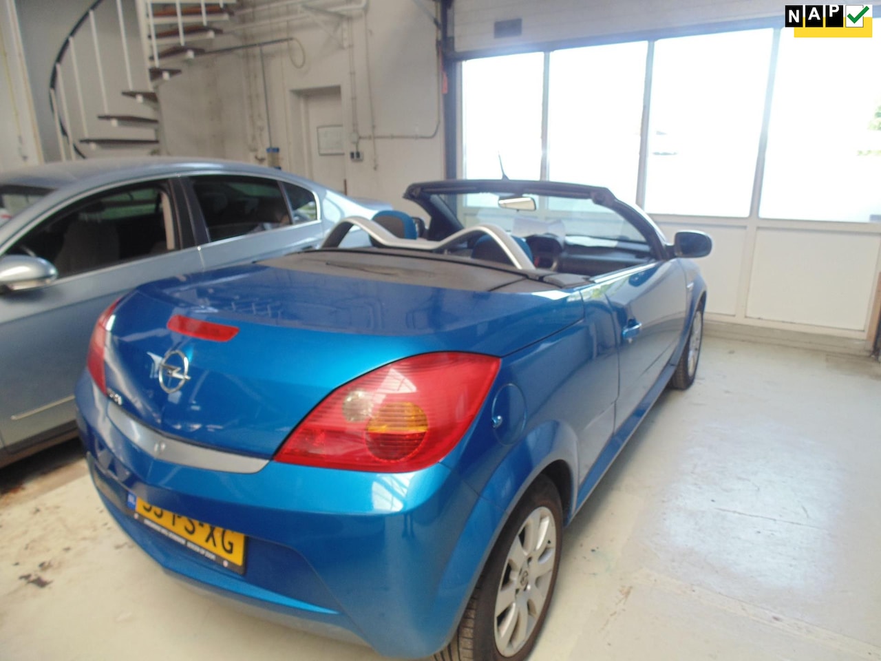 Opel Tigra - 1.4 MET AIRCO CABRIOLET 130000km apk 08-2026 - AutoWereld.nl