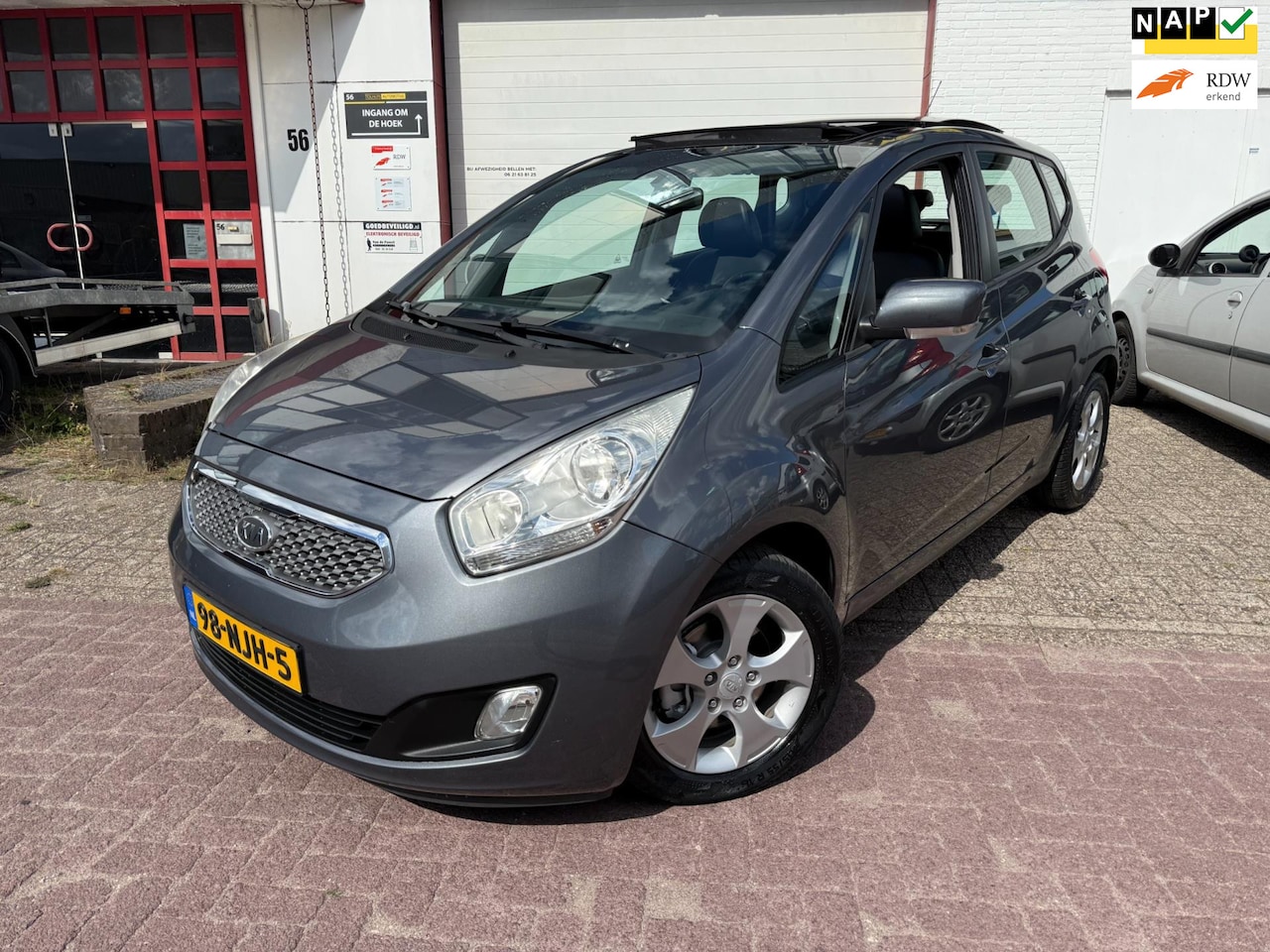 Kia Venga - 1.4 CVVT EXCLUSIVE |PANORAMA DAK |AIRCO|LM VLGN|LUXE UITVOERING| - AutoWereld.nl