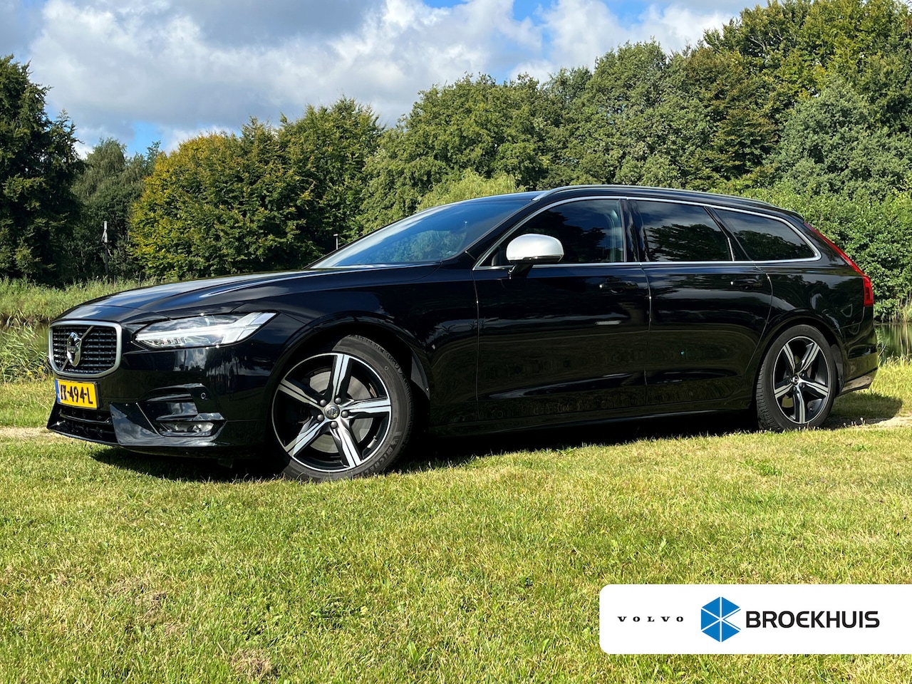Volvo V90 - 2.0 T4 Business Sport | Pilot Assist | Trekhaak | Harman/Kardon | BLIS | - AutoWereld.nl
