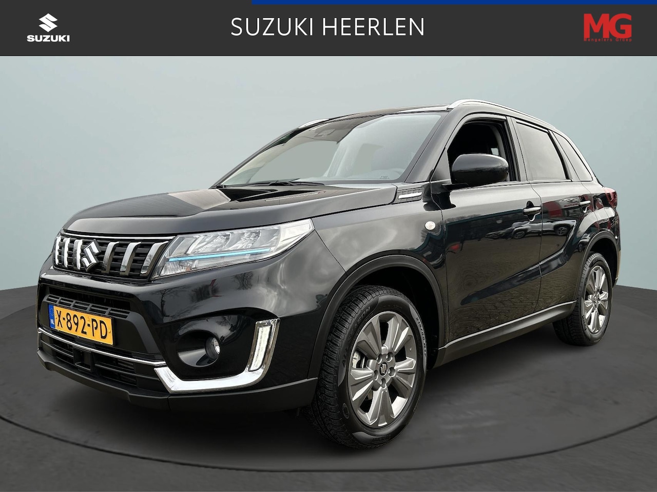 Suzuki Vitara - 1.4 Boosterjet Select Smart Hybrid | All season banden | Dealer onderhouden - AutoWereld.nl