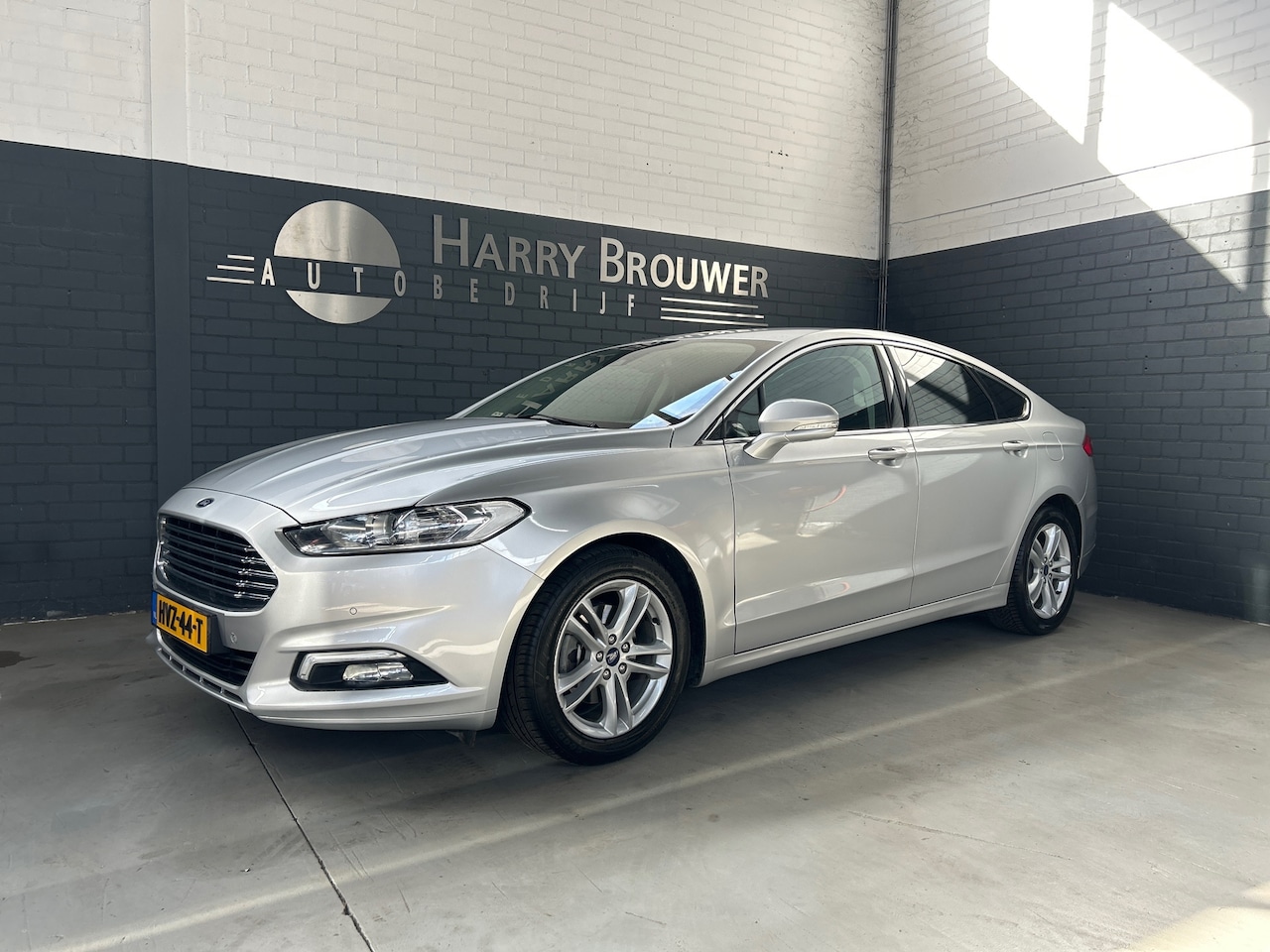 Ford Mondeo - 1.5 Titanium 1.5 Titanium, automaat, hatchback,/sedan - AutoWereld.nl