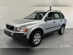 Volvo XC90 - 2.5 T Momentum DEALER ONDERHOUDEN / XENON