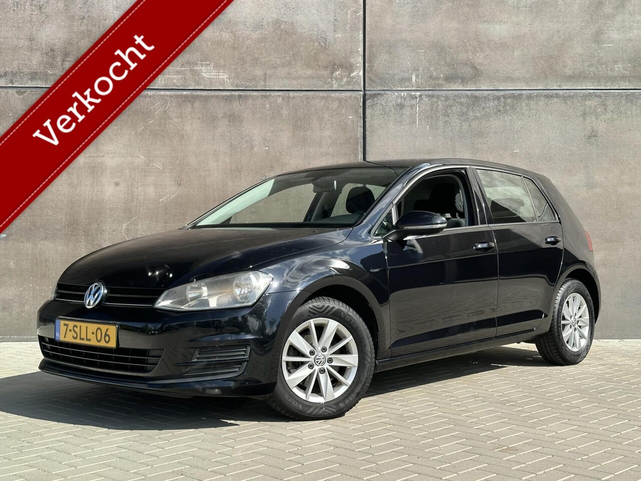 Volkswagen Golf - 1.2 TSI Comfortline | Navi | 1ste eigenaar | Nieuwe APK! - AutoWereld.nl