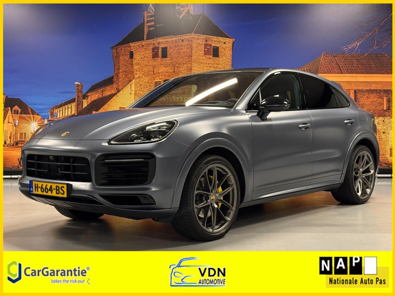 Porsche Cayenne Coupé - 3.0 E-Hybrid Sport Chrono Carbon HUD Camera Bose - AutoWereld.nl