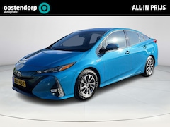 Toyota Prius - 1.8 Plug-in Business Plus | Navigatie | Stoelverwarming | Parkeercamera achter | Bluetooth