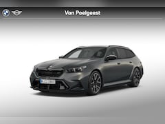 BMW 5-serie Touring - M5 | M Carbom-keramische remmen | Trekhaak | M Spiegelkappen uitgevoerd in Carbon | Glazen