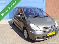 Citroën Xsara Picasso - 1.6i-16V Image