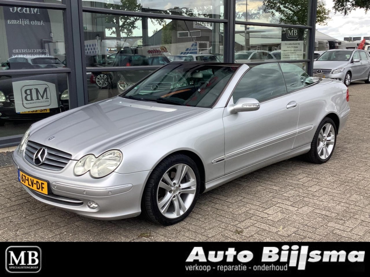 Mercedes-Benz CLK-klasse Cabrio - 200 K. Elegance Automaat - AutoWereld.nl