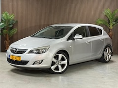 Opel Astra - 1.4 Turbo Sport
