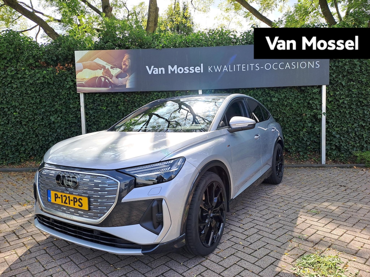 Audi Q4 Sportback e-tron - 35 S edition | CAMERA | NAVIGATIE | TREKHAAK | SPORTSTOELEN | ELEKTRISCH BEDIENBARE ACHTER - AutoWereld.nl