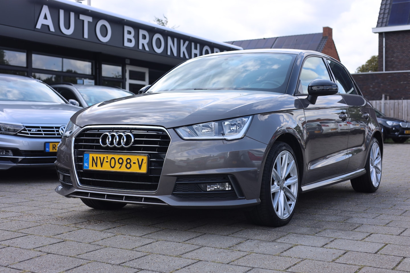 Audi A1 Sportback - 1.0 TFSI ADRENALIN | S-LINE | AIRCO | CRUISE | 17 INCH - AutoWereld.nl