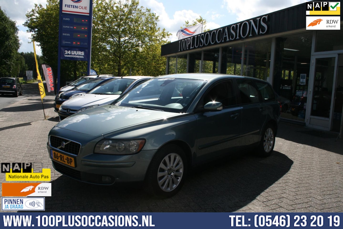 Volvo V50 - 2.4 Momentum. 5 cilinder. Goed onderhouden, Nieuw APK! bij aflevering. - AutoWereld.nl