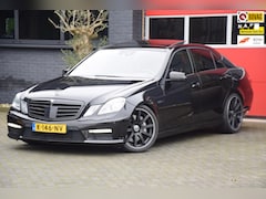 Mercedes-Benz E-klasse - 63 AMG V8 E63 525PK YOUNGTIMER Panoramadak DVD Schermen