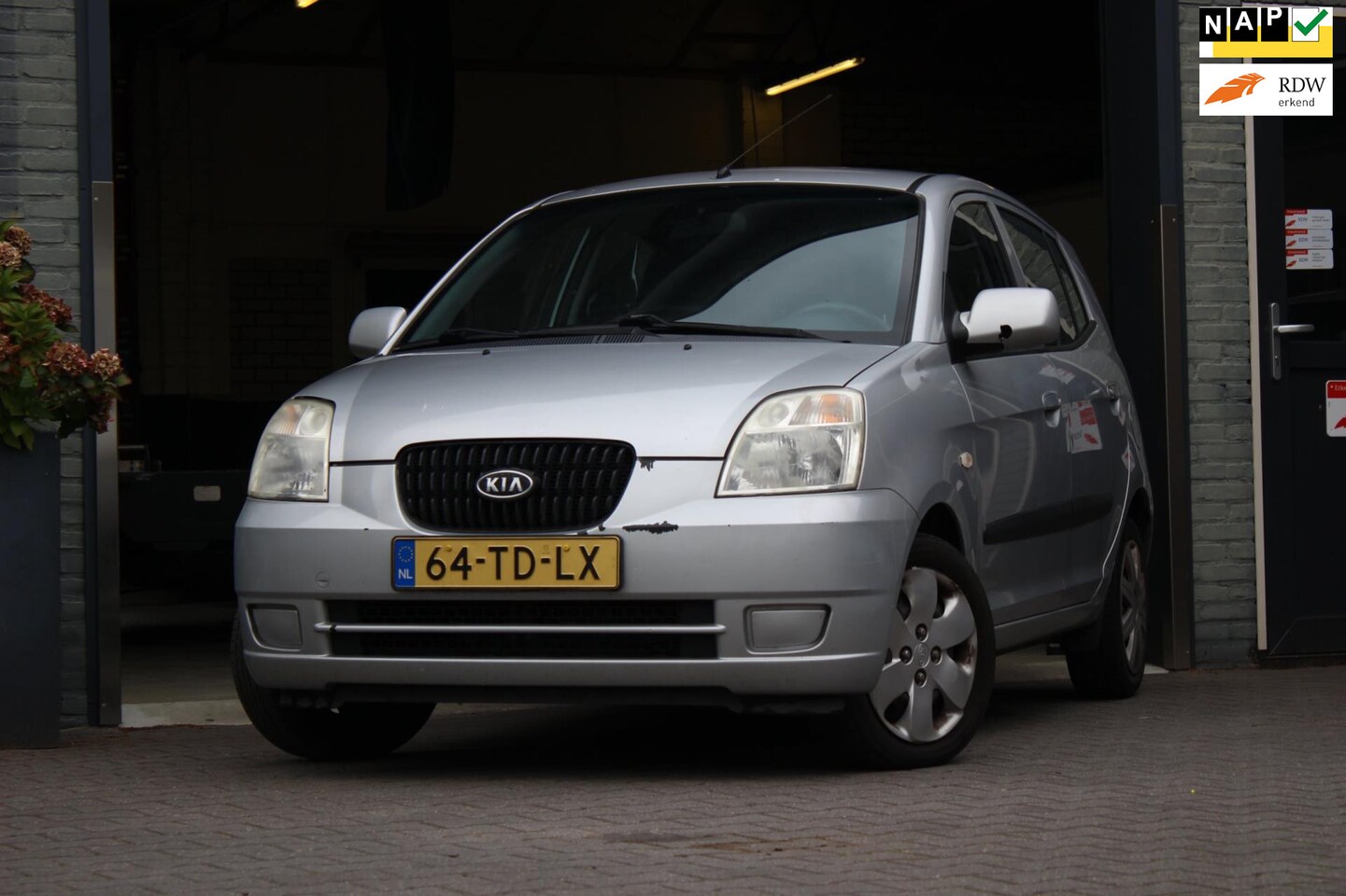 Kia Picanto - 1.1 LXE| Automaat| 1 Jaar APK - AutoWereld.nl