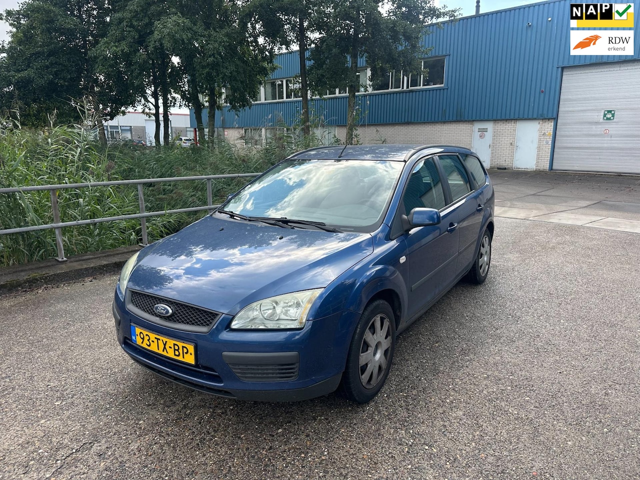 Ford Focus Wagon - 1.6-16V Trend Wagon!2007!Airco!Trekhaak!APK! - AutoWereld.nl