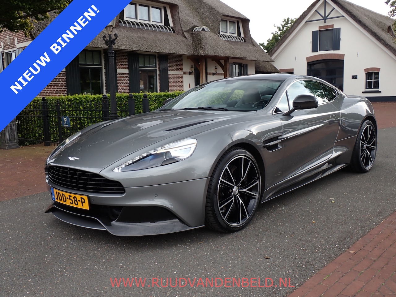 Aston Martin V12 Vanquish - 6.0 Touchtronic 2+2 CARBON // B&O // 1st OWNER! - AutoWereld.nl