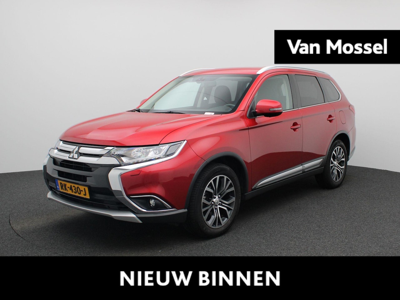 Mitsubishi Outlander - 2.0 Connect Pro | Climate Control | Stoelverwarming | Camera | Lichtmetalen Velgen | - AutoWereld.nl