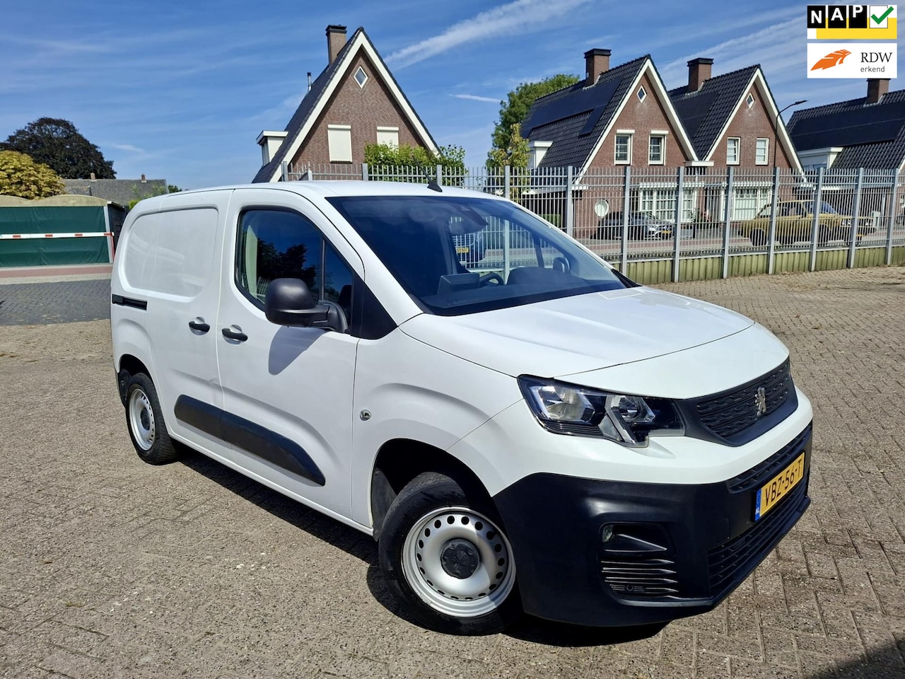 Peugeot Partner - 1.6 BlueHDI|9-2019|euro6|airco|cruise.control|gb navi|dab|CarPlay|3 zits - AutoWereld.nl