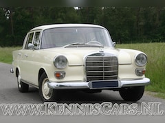 Mercedes-Benz 200-serie - 1967 Heckflosse 111-serie Sedan