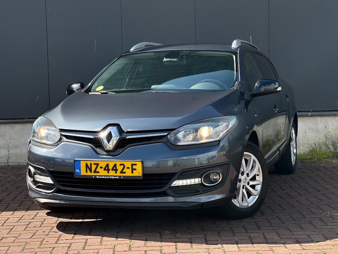 Renault Mégane Estate - 1.5 dCi Limited 1.5 dCi Limited - AutoWereld.nl