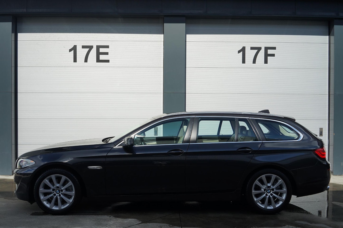 BMW 5-serie Touring - 523i Executive 523i Touring EXE F11 - AutoWereld.nl