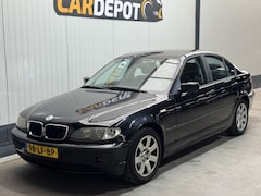 BMW 3-serie - 318i Executive