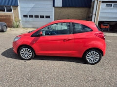 Ford Ka - 1.2 Titanium, l.m velgen met michelin banden