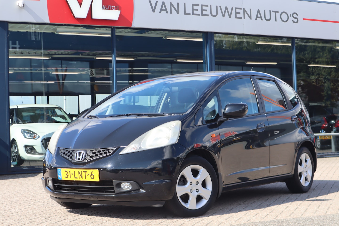 Honda Jazz - 1.2 Trend | Nieuw Binnen! | Airco | Radio CD | APK 15-02-2026 - AutoWereld.nl