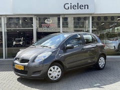 Toyota Yaris - 1.3 VVT-I 5DR Comfort | Trekhaak, Airconditioning, Radio/CD-Speler, 6-Bak