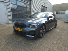 BMW 3-serie Touring - 330e High Executive M-pakket, Dealer onderhouden, 360-graden camera, HUD, Laserlight