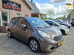 Kia Venga - 1.6 CVVT DynamicPLusLine automaat. Pano, stuur&stoelverw, navi, trekhaak, bluetooth.Boekje