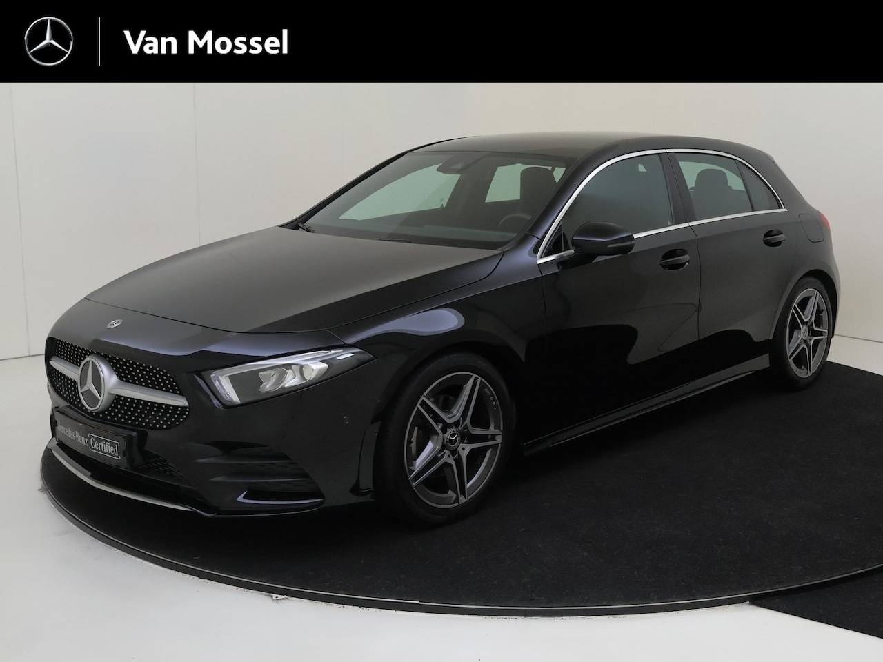 Mercedes-Benz A-klasse - 180 Business Solution AMG / 18 inch/ Achteruitrijcamera/  El. Trekhaak/ - AutoWereld.nl